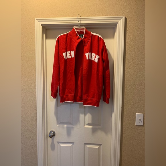 Unisex  R.A.G.Worn once bought in New York on vacay. Nice quality jacket. - Picture 2 of 4